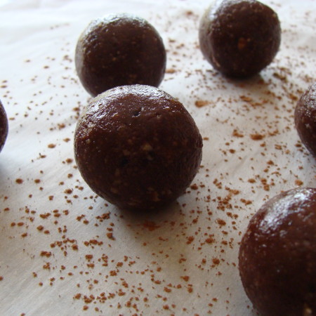 Raw Chocolate Truffles